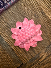 Load image into Gallery viewer, Flower Ornaments
